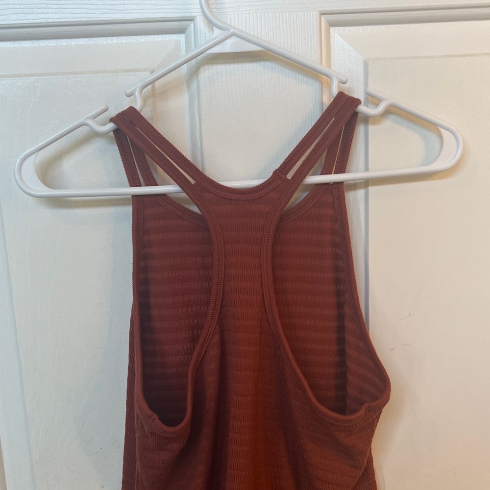 GAP Women's Ribbed Crossback Tank Top - Rust - Picture 3 of 3